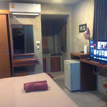 Waikiki Beach Garden Resort Ban Nua Екстер'єр фото